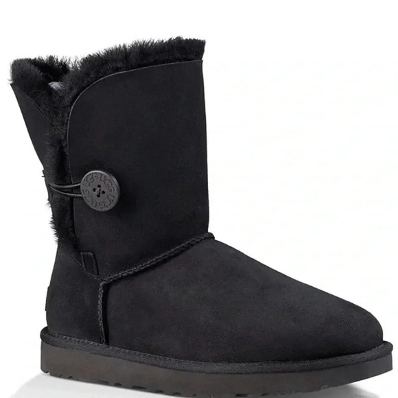 GREAT CONDITION UGG Bailey Button Boot​ - Picture 8 of 8